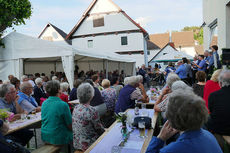 Sommerserenade vor dem "Chorfürst" (Foto: Karl-Franz Thiede)